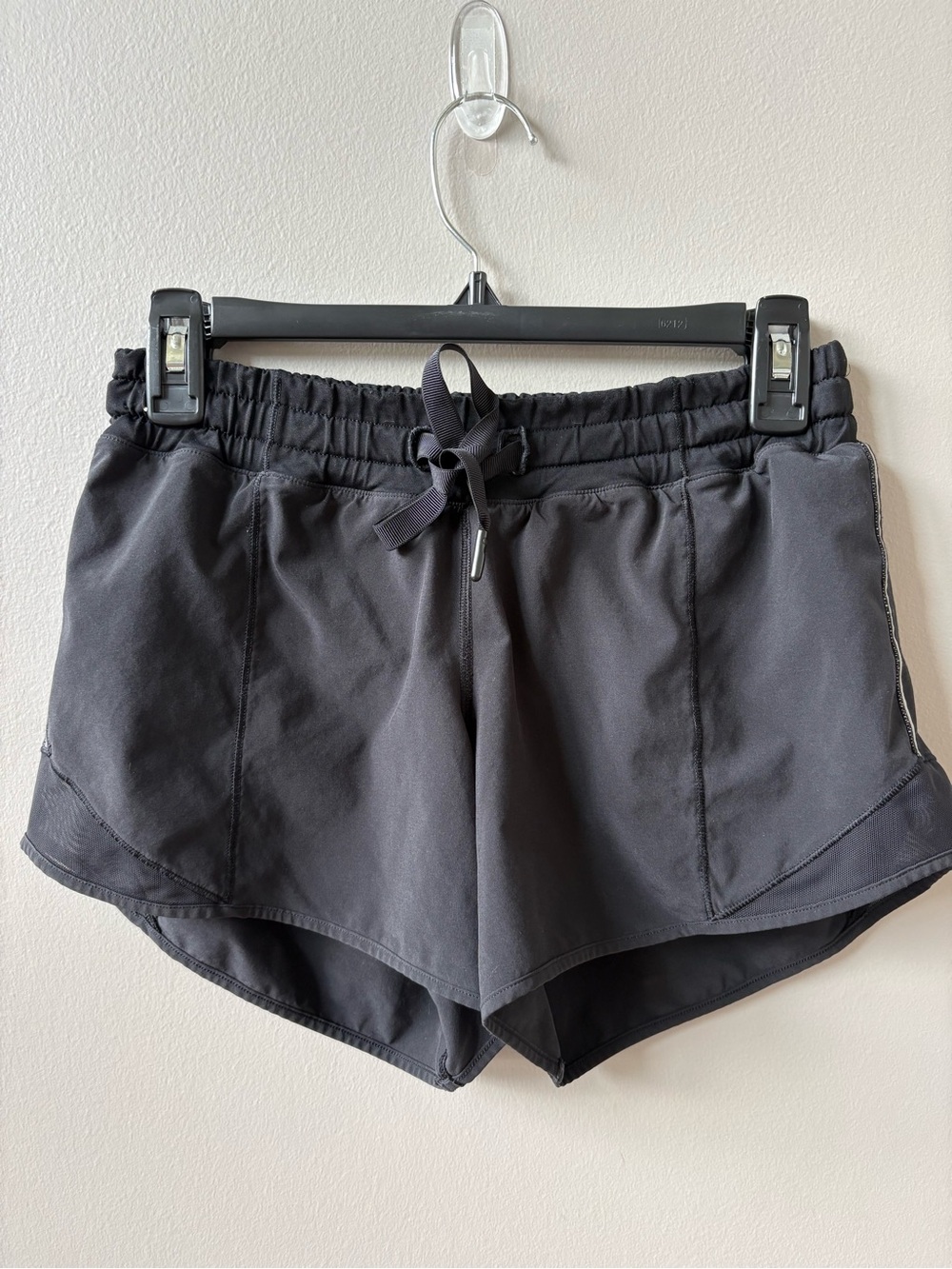 Lululemon 4” inseam drawstring short